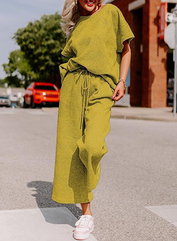 Women's Textured Loose Fit T Shirt and Drawstring Pants Casual Set