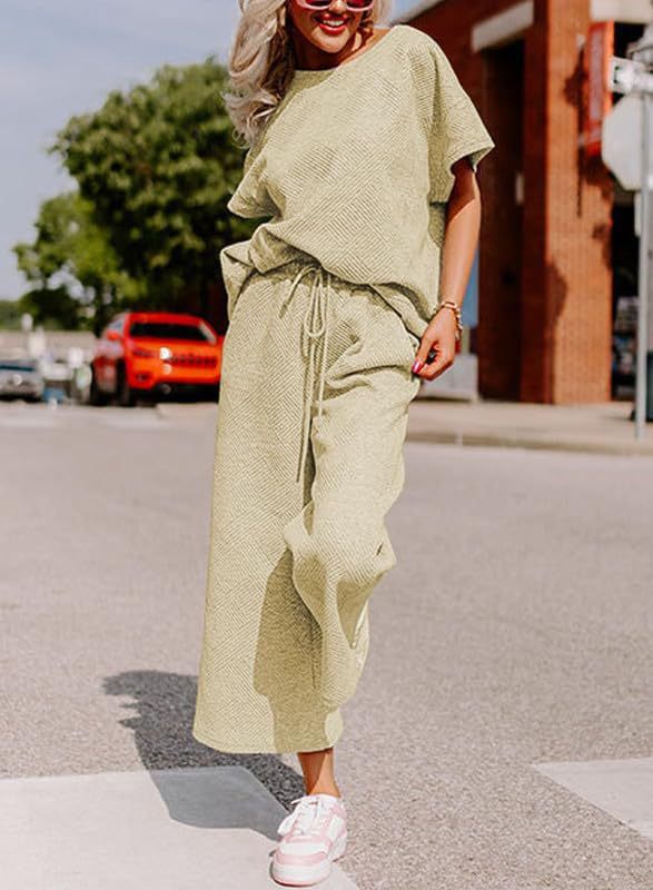 Women's Textured Loose Fit T Shirt and Drawstring Pants Casual Set