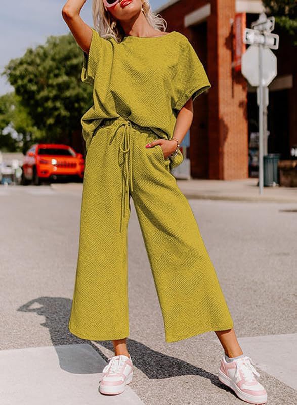 Women's Textured Loose Fit T Shirt and Drawstring Pants Casual Set